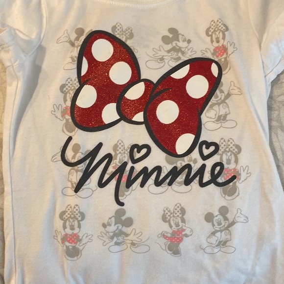 Lot of family DISNEY tees and hats - Picture 4 of 10